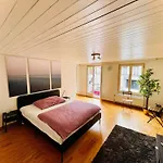 Newly Furnished Beautiful Old Building Apartment In The Center With Apple Tv O1